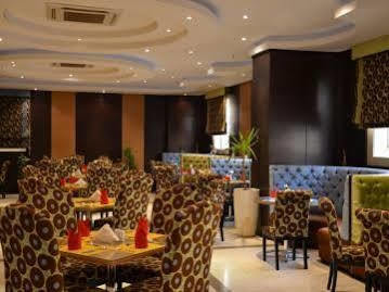 Rose Garden Hotel Riyadh Exteriör bild